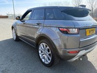USED 2017 L LAND ROVER RANGE ROVER EVOQUE 2.0 TD4 HSE Dynamic SUV 5dr Diesel Auto 4WD Euro 6 (s/s) (180 ps) A LOVELY ADDITION TO OUR HUGE EVOQUE SELECTION FINISHED IN METALLIC GREY PAINT+JUST 2 FORMER KEEPERS+SERVICE HISTORY+4 WHEEL DRIVE+DIESEL+AUTOMATIC+ULEZ COMPLIANT+PRIVACY GLASS+FULL LEATHER INTERIOR+FULL PANORAMIC GLASS ROOF+SATELLITE NAVIGATION+PARK ASSIST+CLIMATE CONTROL+20 INCH ALLOY WHEEL+COST NEW &pound;43015 MAKING THIS USED VEHICLE FANTASTIC VALUE AT OUR LOW PRICE+CALL NOW TO SPEAK WITH ONE OF OUR EXPERIENCED SALES ADVISORS+READY TO DRIVE AWAY TODAY!!!!!!!!!!!!!!!!!!!!!!!!!!!!!!!!!!!!!!!!!!!!!!