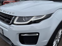 USED 2016 16 LAND ROVER RANGE ROVER EVOQUE 2.0 TD4 SE Tech SUV 5dr Diesel Auto 4WD Euro 6 (s/s) (180 ps) ANOTHER STUNNING ADDITION TO OUR HUGE SELECTION OF EVOQUES, FINISHED IN MASSIVELY POPULAR WHITE PAINT+DIESEL+AUTOMATIC+4 WHEEL DRIVE+JUST 1 FORMER KEEPER+SERVICE HISTORY+PRIVACY GLASS+FULL 2 TONE, BLACK AND CREAM LEATHER INTERIOR+SATELLITE NAVIGATION+CLIMATE CONTROL+18 INCH ALLOY WHEELS+1 FULL YEARS MOT PRIOR TO COLLECTION+FULL RANGE OF FINANCE OPTIONS AVAILABLE+CALL NOW TO SECURE A VIEWING!!!!!!!!!!!!!!!!!!!!!!!!!!!!!!!!!!!!
