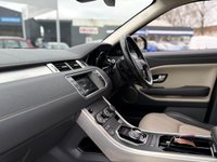 USED 2016 16 LAND ROVER RANGE ROVER EVOQUE 2.0 TD4 SE Tech SUV 5dr Diesel Auto 4WD Euro 6 (s/s) (180 ps) ANOTHER STUNNING ADDITION TO OUR HUGE SELECTION OF EVOQUES, FINISHED IN MASSIVELY POPULAR WHITE PAINT+DIESEL+AUTOMATIC+4 WHEEL DRIVE+JUST 1 FORMER KEEPER+SERVICE HISTORY+PRIVACY GLASS+FULL 2 TONE, BLACK AND CREAM LEATHER INTERIOR+SATELLITE NAVIGATION+CLIMATE CONTROL+18 INCH ALLOY WHEELS+1 FULL YEARS MOT PRIOR TO COLLECTION+FULL RANGE OF FINANCE OPTIONS AVAILABLE+CALL NOW TO SECURE A VIEWING!!!!!!!!!!!!!!!!!!!!!!!!!!!!!!!!!!!!