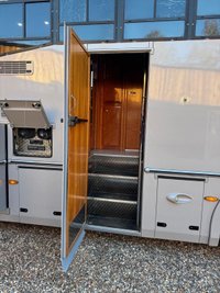USED 2003 04 SCANIA P SERIES WHITTAKER HORSEBOX 6 HORSE FULL LIVING  PX WELCOME FINANCE AVAILABLE LUXURY LIVING 6 HORSE