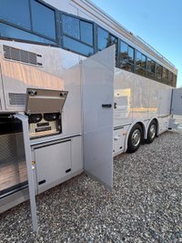 USED 2003 04 SCANIA P SERIES WHITTAKER HORSEBOX 6 HORSE FULL LIVING  PX WELCOME FINANCE AVAILABLE LUXURY LIVING 6 HORSE