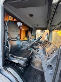 USED 2003 04 SCANIA P SERIES WHITTAKER HORSEBOX 6 HORSE FULL LIVING  PX WELCOME FINANCE AVAILABLE LUXURY LIVING 6 HORSE