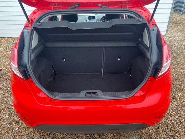 2015 FORD FIESTA 1.0T EcoBoost Zetec Hatchback 5dr Petrol Manual Euro 5 (s/s) (100 ps) - Photo 9