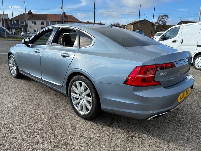 2017 VOLVO S90 - Photo 5