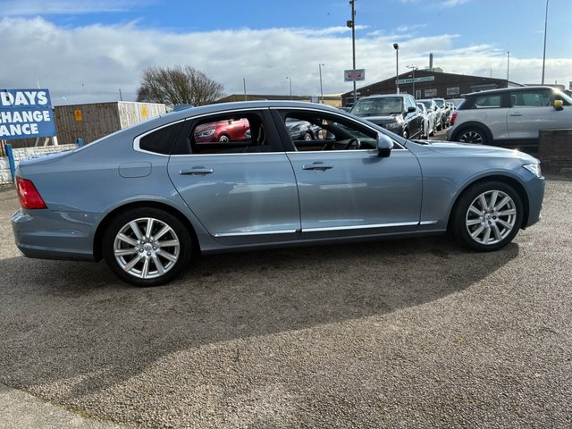 2017 VOLVO S90 - Photo 4