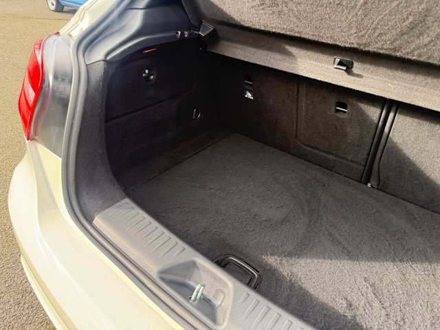 2015 Mercedes-Benz A-Class 1.5L Amg Sport 5dr - Photo 11