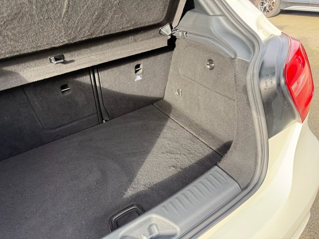 2015 Mercedes-Benz A-Class 1.5L Amg Sport 5dr - Photo 12