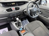 USED 2011 11 RENAULT GRAND SCENIC 1.5 dCi Expression MPV 5dr Diesel EDC Euro 5 (110 ps) ** 3 Month Warranty  **