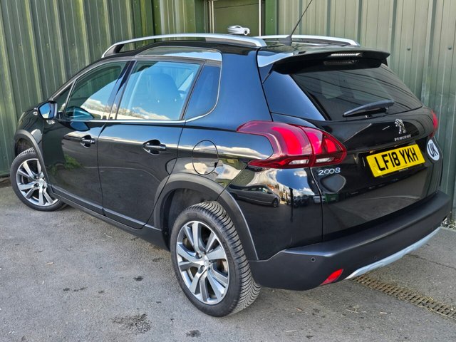 2018 PEUGEOT 2008 - Photo 2