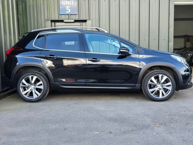 2018 PEUGEOT 2008 - Photo 3