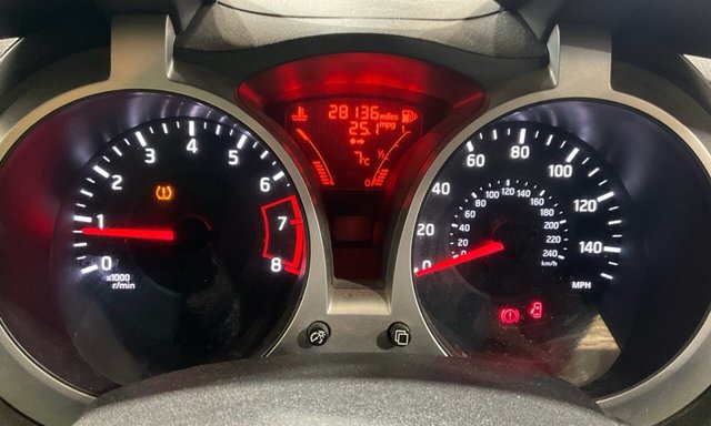 2016 Nissan Juke 1.2L N-Connecta 5dr - Photo 8