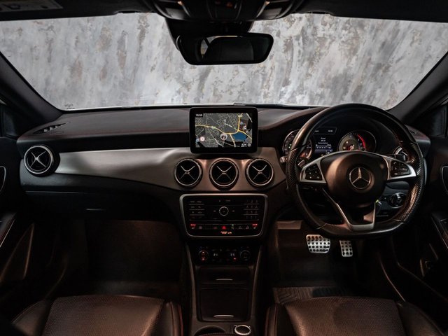 2016 Mercedes-Benz Gla 2.1L Amg Line 5dr - Photo 11