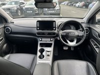 USED 2019 69 HYUNDAI KONA 64kWh Premium SE SUV 5dr Electric Auto (204 ps) 