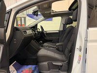 USED 2019 19 VOLKSWAGEN TOURAN 1.6 TDi SE Family Panoramic MPV 5 Door Diesel DSG Euro 6 (s/s) (115 ps) HISTORY TO 41,976 MILES