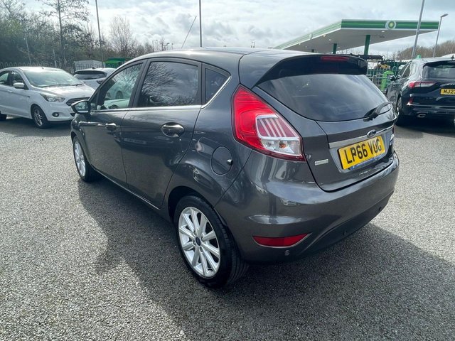 2016 Ford Fiesta 1L Titanium 5dr - Photo 5