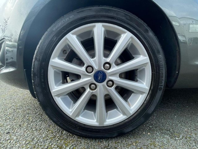 2016 Ford Fiesta 1L Titanium 5dr - Photo 9
