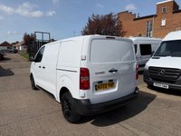 USED 2022 72 PEUGEOT EXPERT 2.0 BLUE HDI PROFESSIONAL PREMIUM MWB 145BHP. AIRCON. 79K MLS. APPLE CAR PLAY. FINANCE. PX PREMIUM 2.0 BLUEHDI 145BHP. AIRCON. SENSORS. FINANCE.
