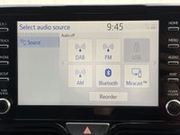 USED 2022 72 TOYOTA YARIS 1.5 VVT-h Design Hatchback 5dr Petrol Hybrid E-CVT Euro 6 (s/s) (116 ps) Parking camera Keyless entry,