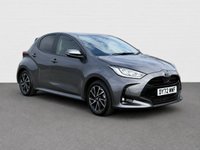 USED 2022 72 TOYOTA YARIS 1.5 VVT-h Design Hatchback 5dr Petrol Hybrid E-CVT Euro 6 (s/s) (116 ps) Parking camera Keyless entry,