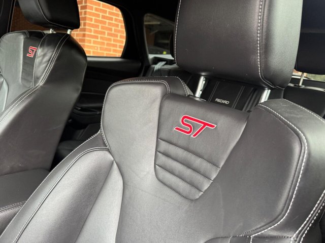 2013 FORD FOCUS 2013 2.0T EcoBoost ST-3 Euro 5 (s/s) 5dr - Photo 8