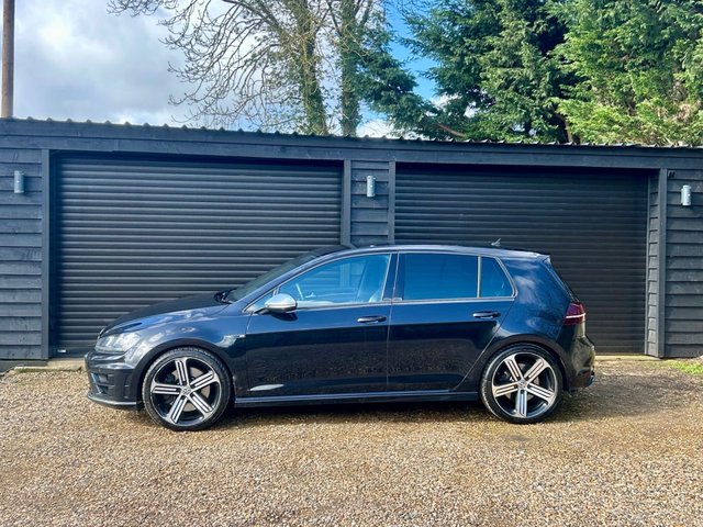View our VOLKSWAGEN GOLF