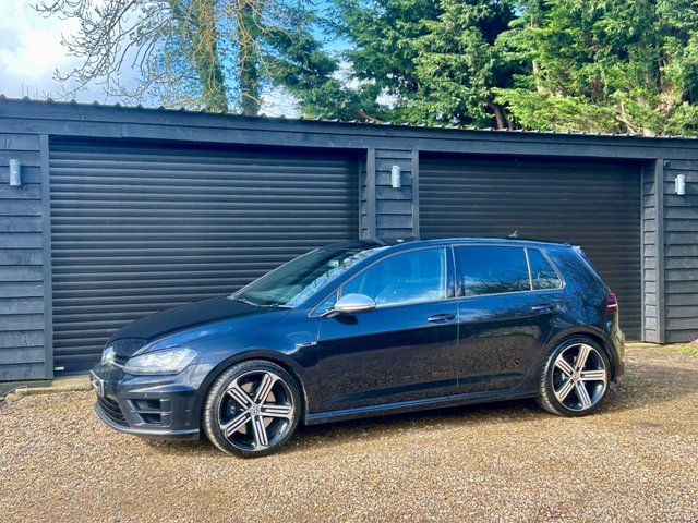 View our VOLKSWAGEN GOLF