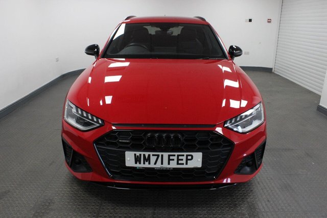 2022 AUDI A4 AVANT - Photo 2