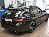 USED 2022 72 BMW 3 SERIES 2.0 330e 12kWh M Sport Touring 5dr Petrol Plug-in Hybrid Auto Euro 6 (s/s) (292 ps) SAT NAV PART LEATHER REAR CAMERA CRUISE CONTROL PARKING SENSORS 1 OWNER EXCELLENT SERVICE HISTORY WARRANTY