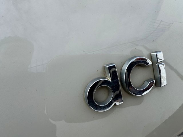 2016 Renault Captur 1.5L Iconic Nav 5dr - Photo 5