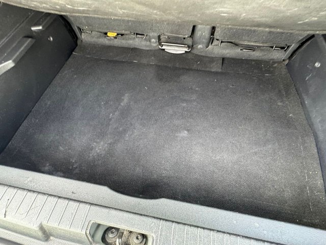 2016 Renault Captur 1.5L Iconic Nav 5dr - Photo 8