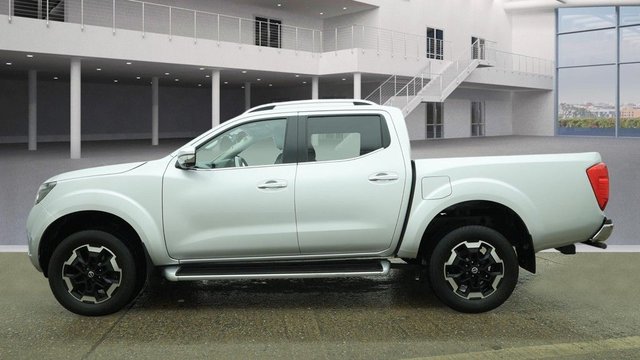 2020 NISSAN NAVARA 2.3 dCi Tekna Pickup Double Cab 4dr Diesel Auto 4WD Euro 6 (190 ps) - Photo 6