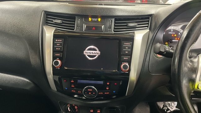 2020 NISSAN NAVARA 2.3 dCi Tekna Pickup Double Cab 4dr Diesel Auto 4WD Euro 6 (190 ps) - Photo 10
