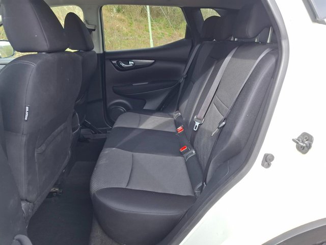 2015 NISSAN QASHQAI - Photo 9