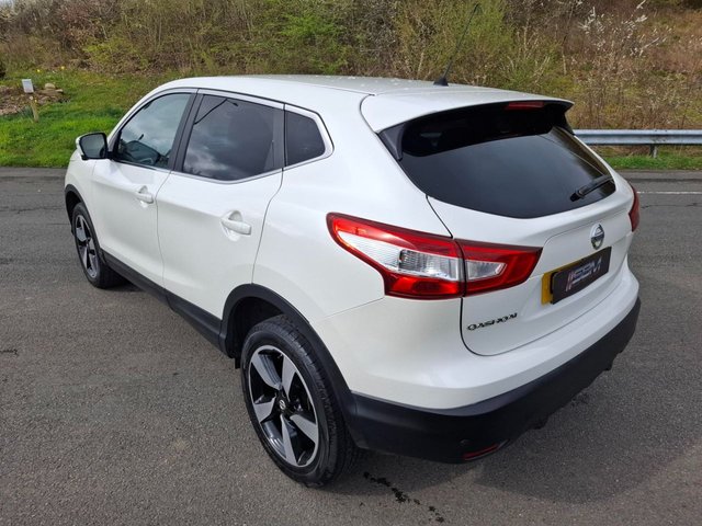2015 NISSAN QASHQAI - Photo 11