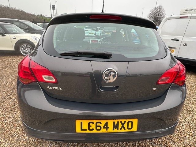 2014 Vauxhall Astra 1.6L Limited Edition 5dr - Photo 5