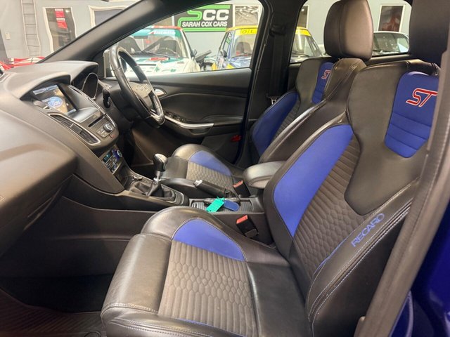 2015 FORD FOCUS 2.0 TDCi ST-2 Euro 6 (s/s) 5dr - Photo 4