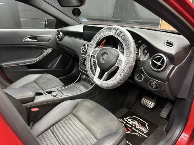2013 MERCEDES-BENZ A-CLASS 2.1 A220 CDI BlueEfficiency AMG Sport Hatchback 5dr Diesel 7G-DCT Euro 6 (s/s) (170 ps) - Photo 11