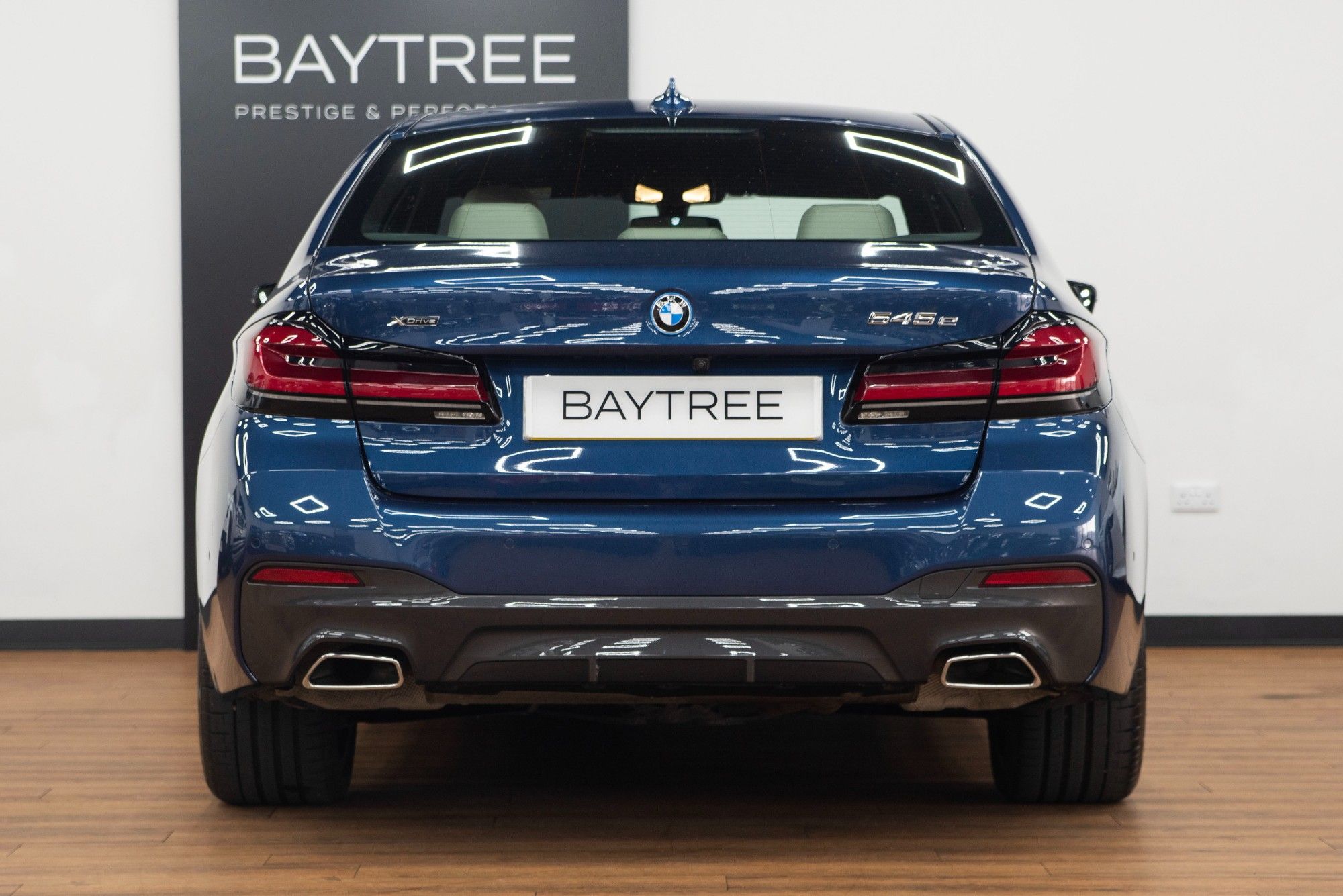 USED 2021 71 BMW 5 SERIES 3.0 545e 12kWh M Sport Saloon Petrol Plug-in Hybrid  
