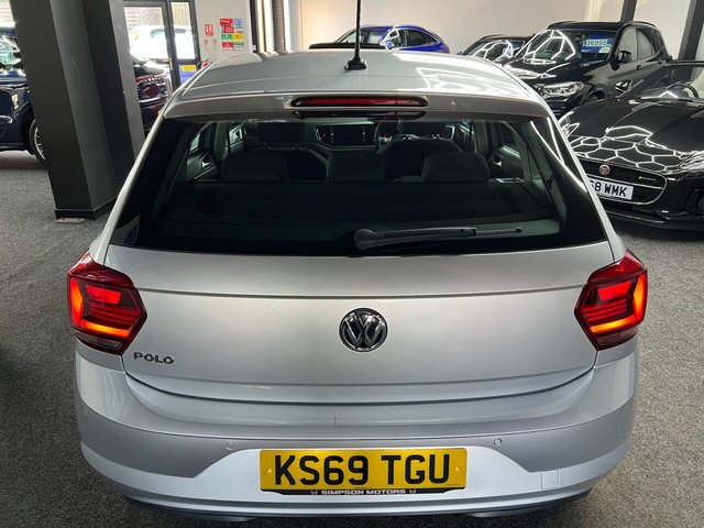 2019 VOLKSWAGEN POLO - Photo 9