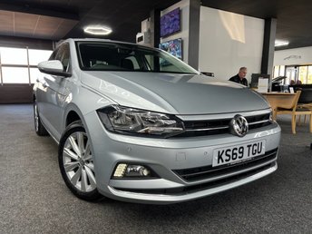 2019 VOLKSWAGEN POLO