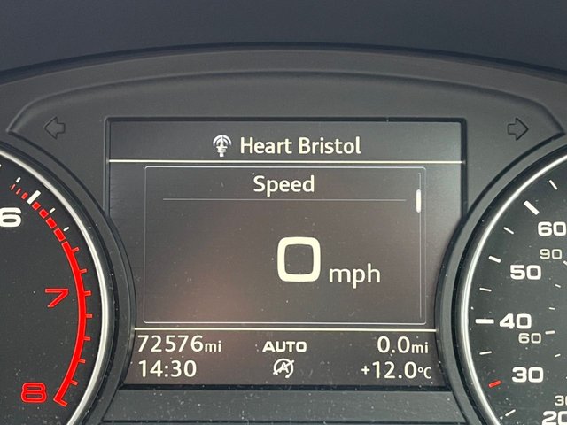 2016 AUDI A4 AVANT - Photo 12