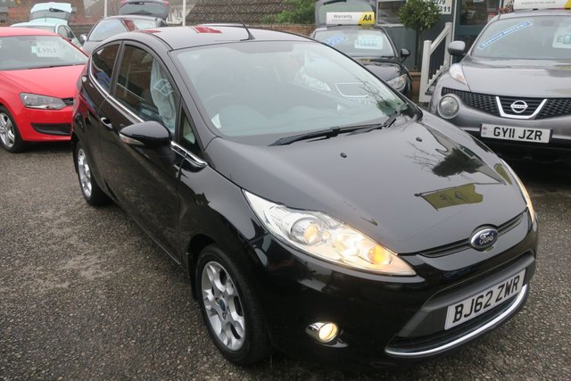2012 FORD FIESTA