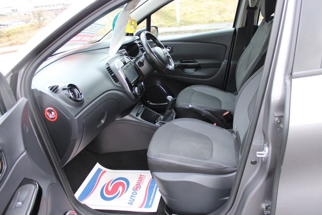 2016 RENAULT CAPTUR 2016 Dynamique NAV 2016,Sat Nav,Bluetooth,Cruise,£35 Road Tax,F.S.H,Ulez Compliant - Photo 8