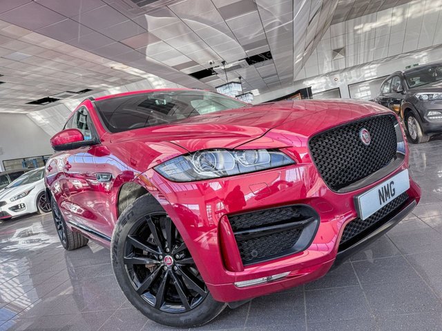 2018 Jaguar F-Pace 2L R-Sport 5dr - Photo 2