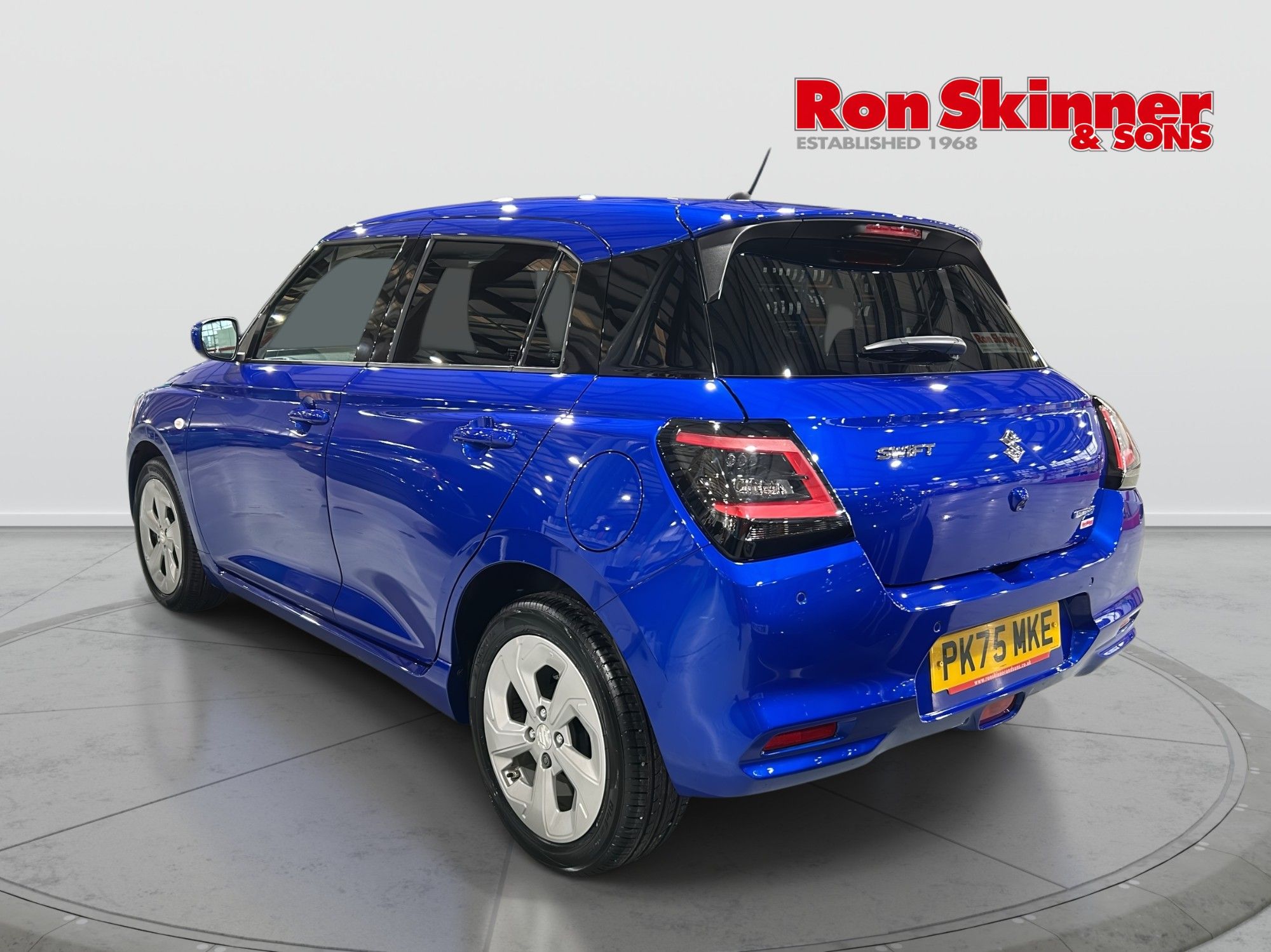 USED 2025 75 SUZUKI SWIFT 1.2 MHEV Motion Hatchback 5dr Petrol Hybrid Manual Euro 6 (s/s) (82 ps) 