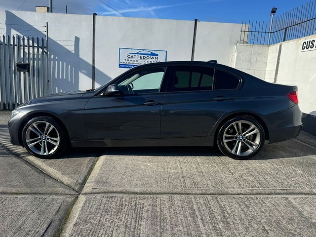 2012 BMW 3 Series 2L Sport 4dr - Photo 2