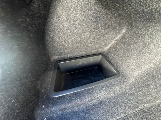 2012 BMW 3 Series 2L Sport 4dr - Photo 9