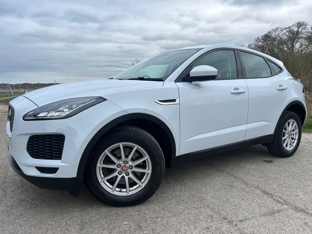 2019 Jaguar E-Pace - Photo 4