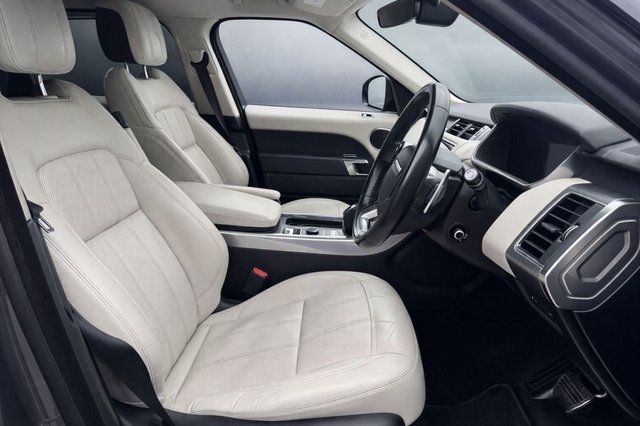 2019 Land Rover Range Rover Sport 3L Hse Dynamic 5dr - Photo 4