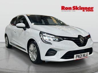 2021 RENAULT CLIO}